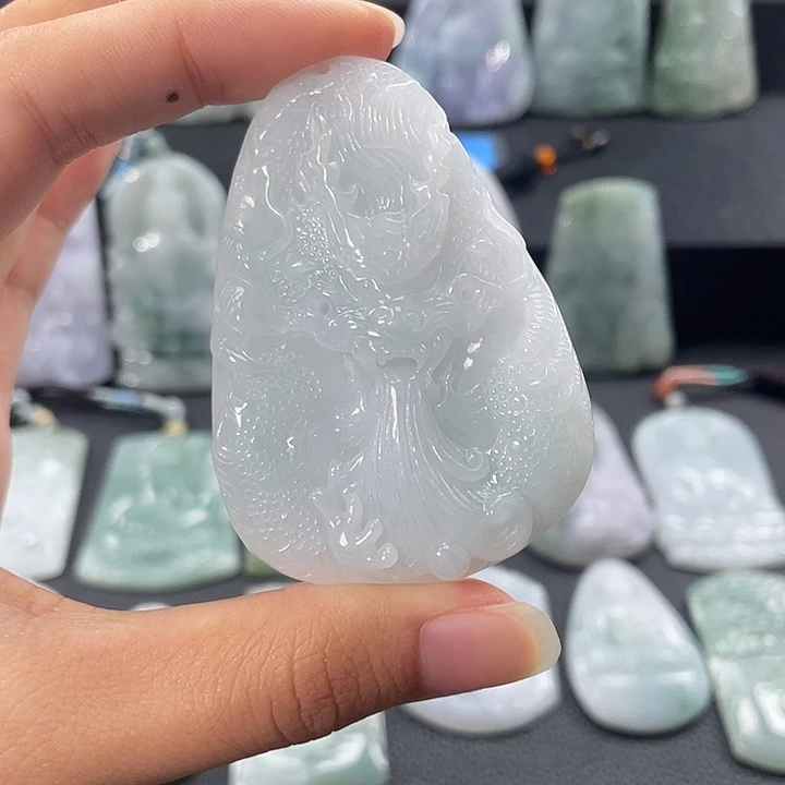 颈饰未镶嵌翡翠翡翠