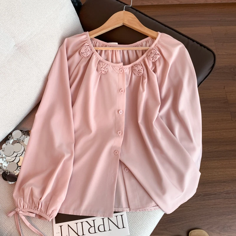 重工立体花朵粉色圆领衬衫女2025秋季长袖设计感气质宽松显瘦上衣