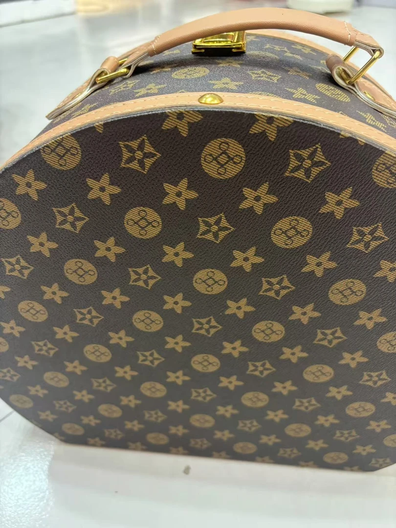 高端收纳盒（非卖品仅供展示使用）