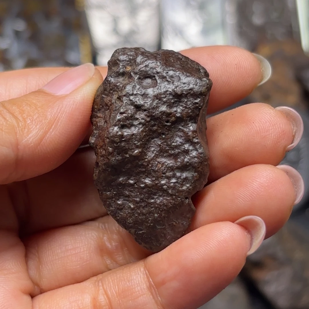 王***生铁合金西北非石陨