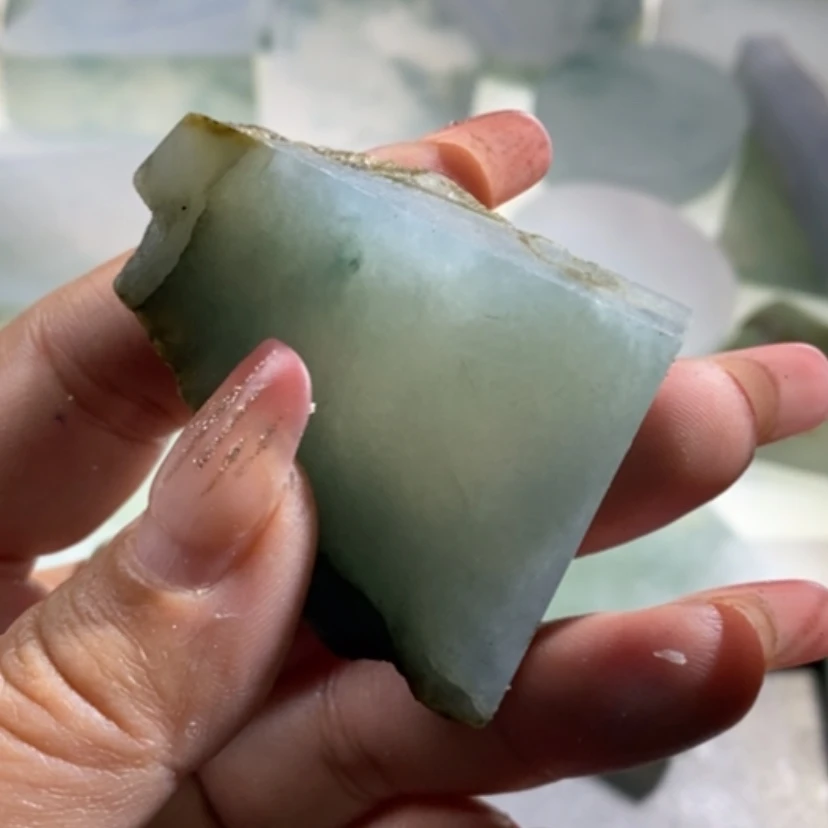 【闪购商品】翡翠挂件未镶嵌D****g纯毛料不带工