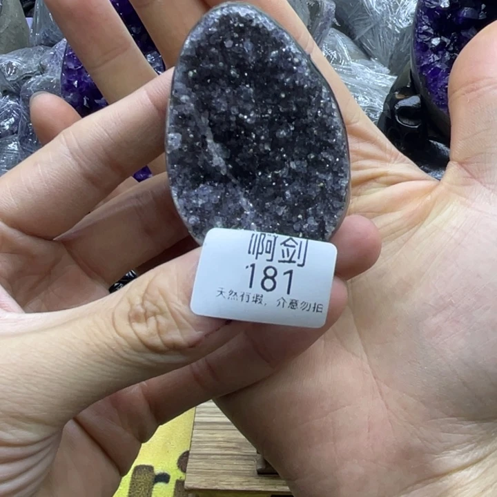 未镶嵌水晶大型摆件（非配饰）