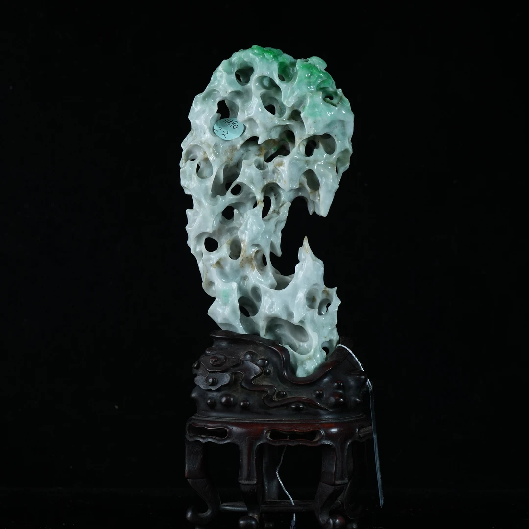 lot15749 11590 创汇 翡翠山子 850克