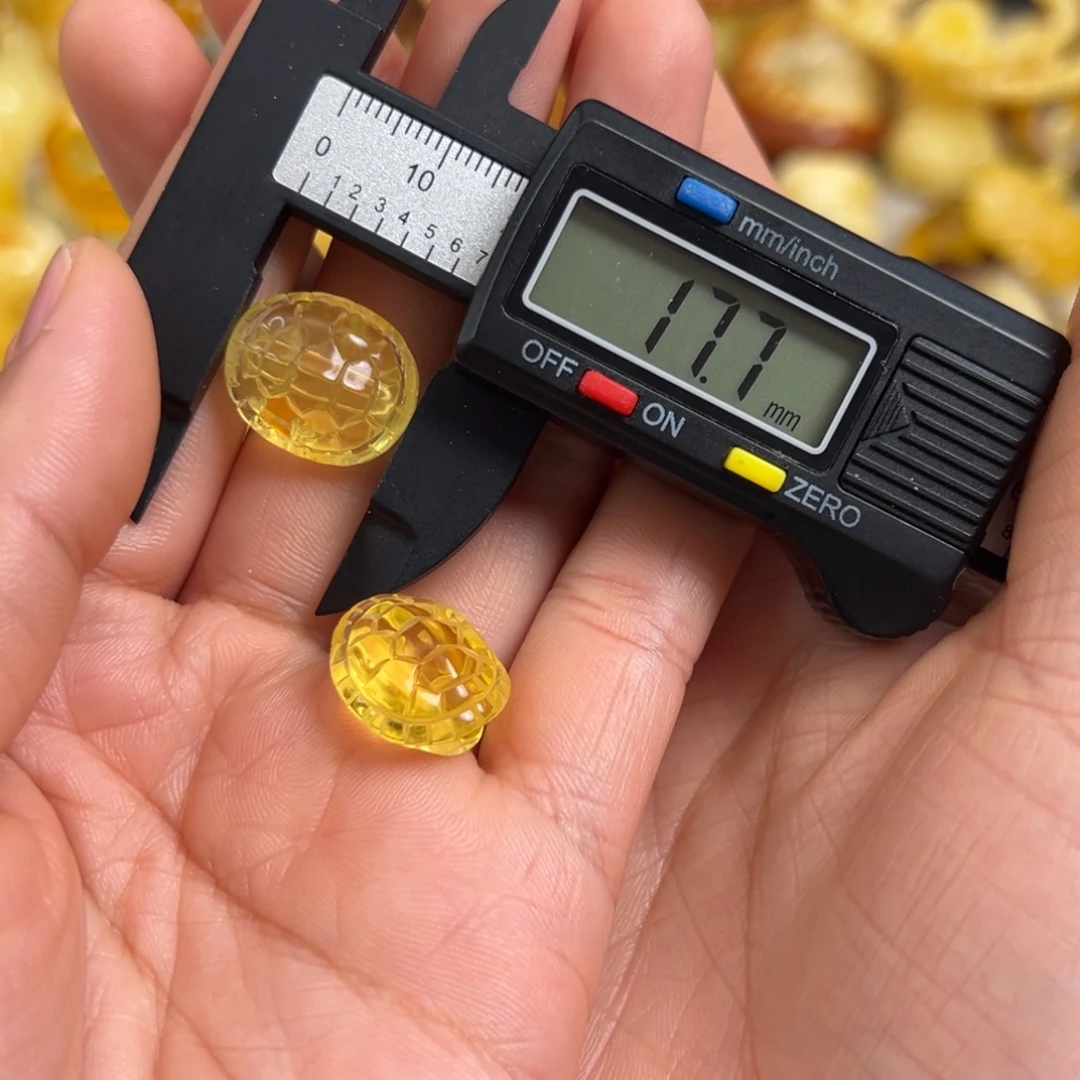 琥珀未镶嵌裸石多样性发一个