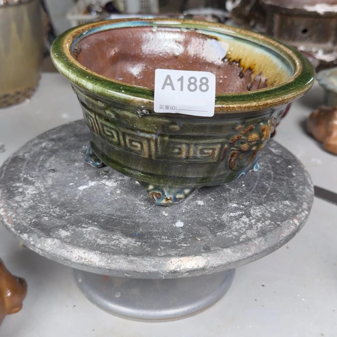 紫砂花盆?****188瑕疵品