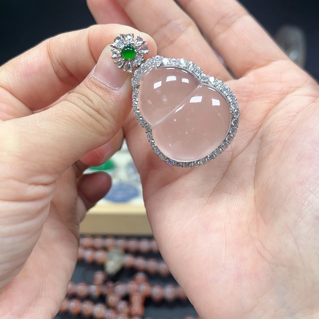 石英质玉颈饰银S925镶嵌