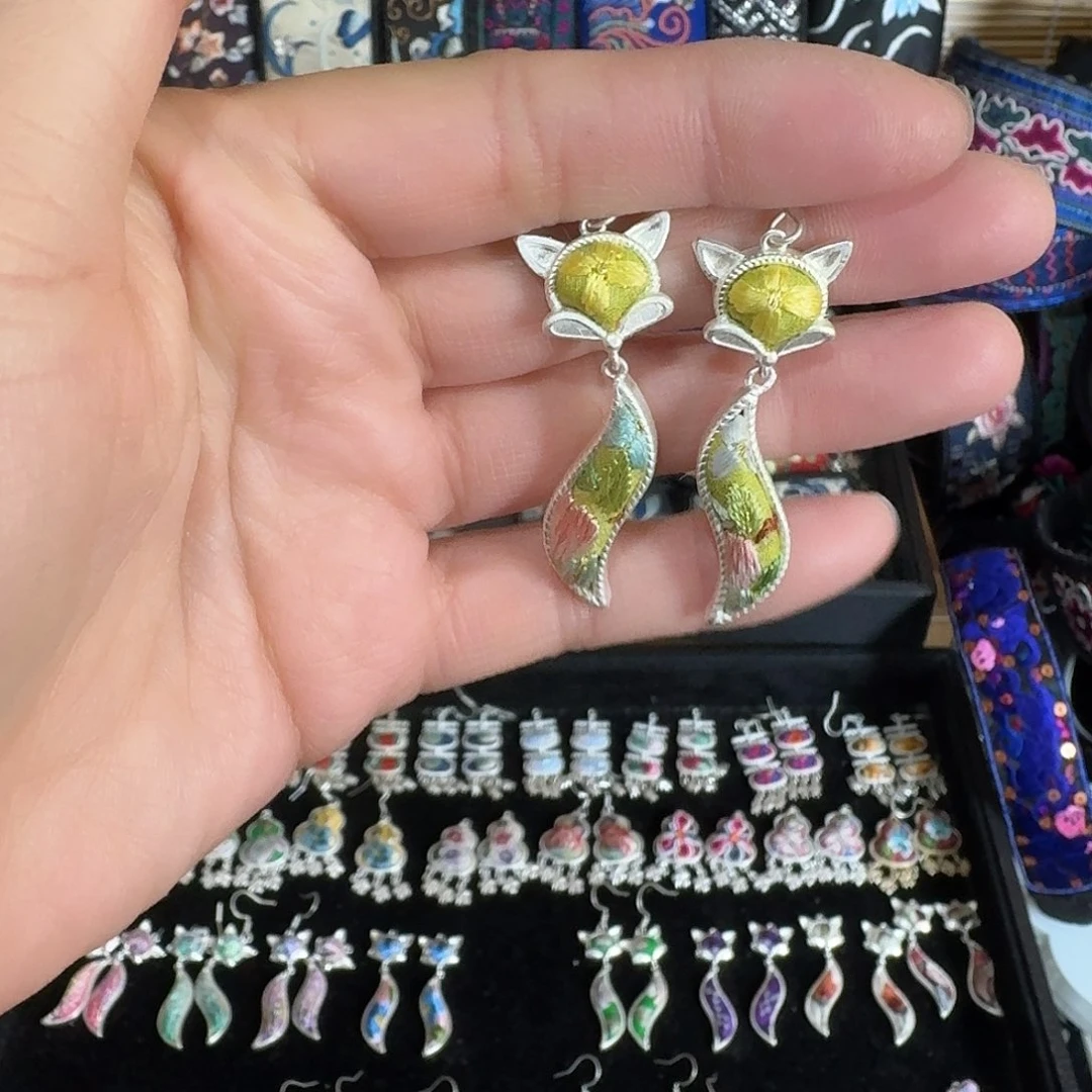 织绣民族风刺绣耳环