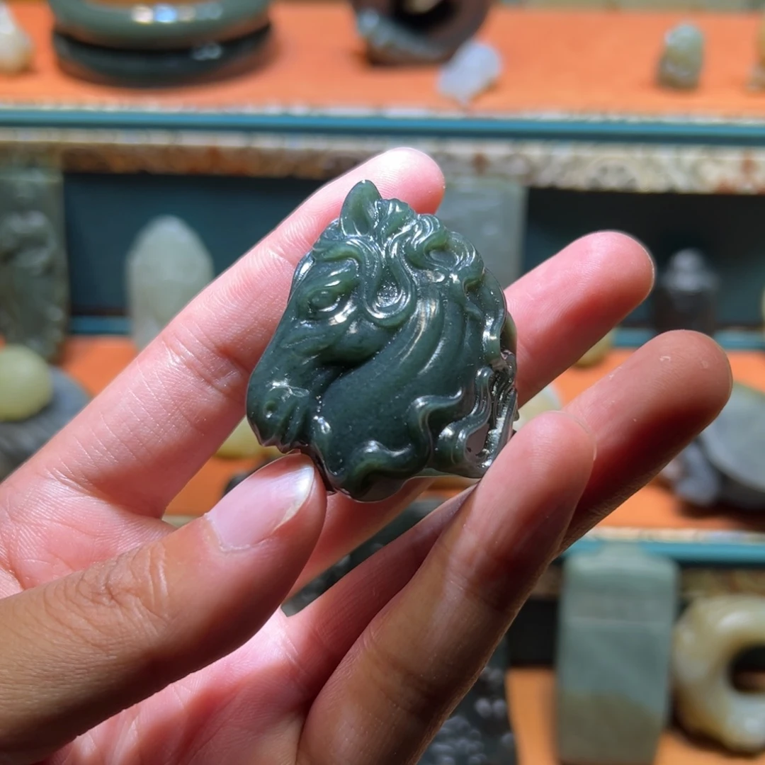 和田玉未镶嵌挂件