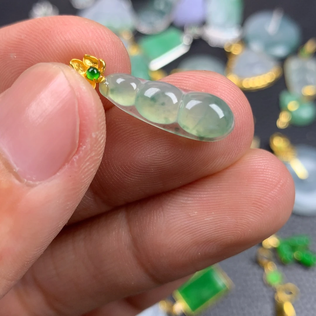 【闪购商品】翡翠18K金镶嵌颈饰翡翠