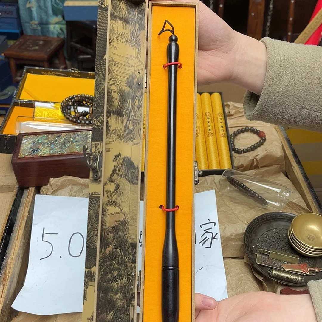 大叶紫檀（黑酸枝木类）