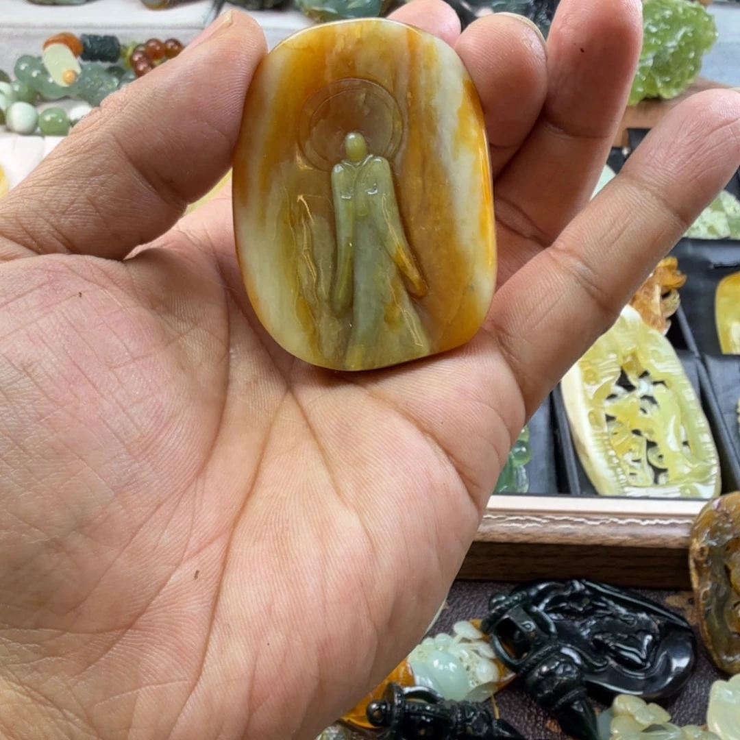 蛇纹石玉未镶嵌颈饰