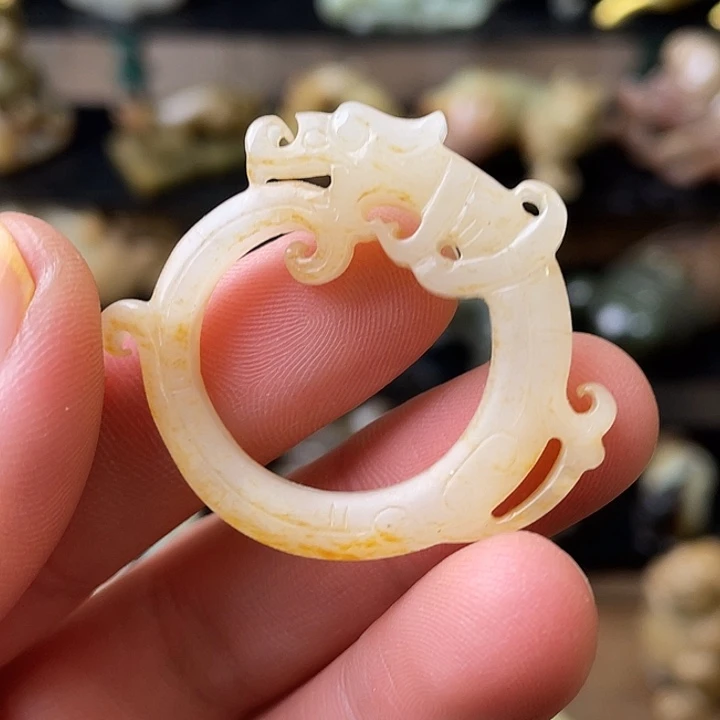 和田玉（糖玉）未镶嵌颈饰