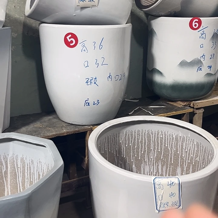 陶瓷花盆一套三微瑕