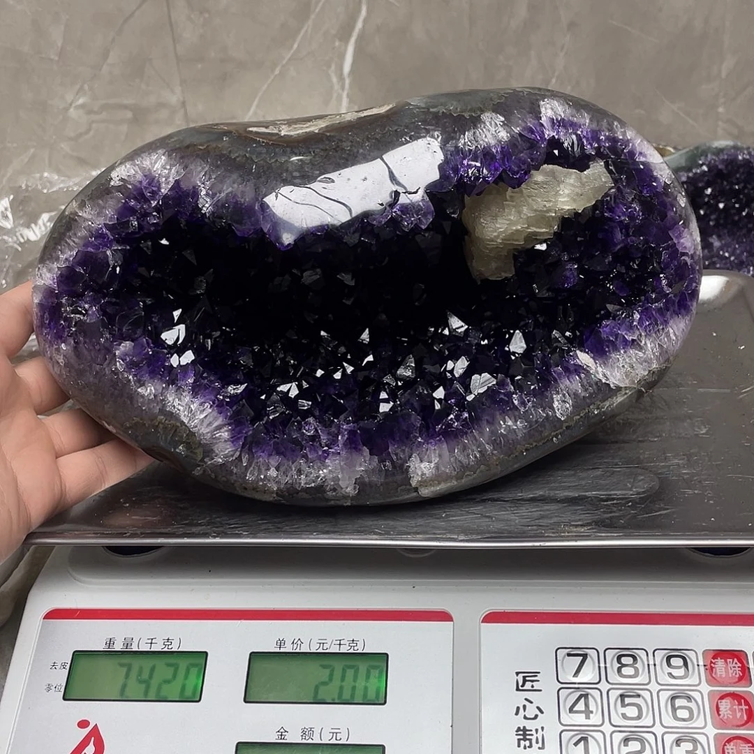 悦***悦未镶嵌大型摆件（非配饰）紫晶