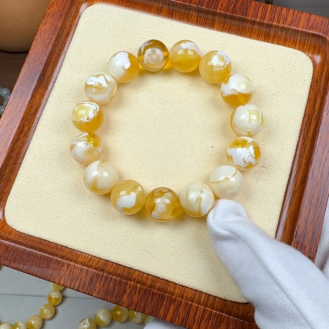 未镶嵌蜜蜡手链大*13大金漆白妖孽22.3克