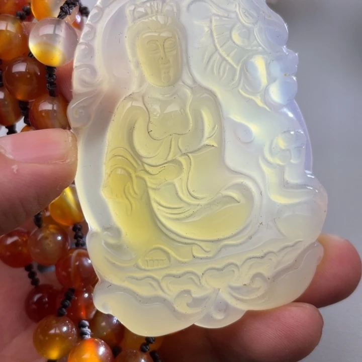 玛瑙/玉髓颈饰未镶嵌路*