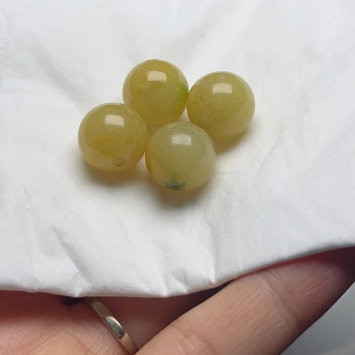 翡翠未镶嵌颈饰挂件