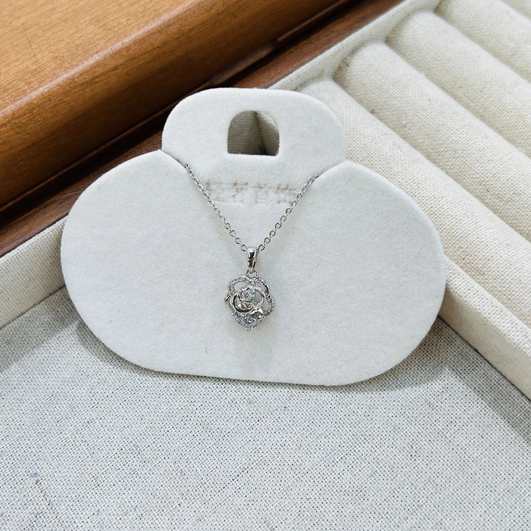 铜合金项链 XL-467新款韩版流行电镀镂空玫瑰花锆石锁骨链