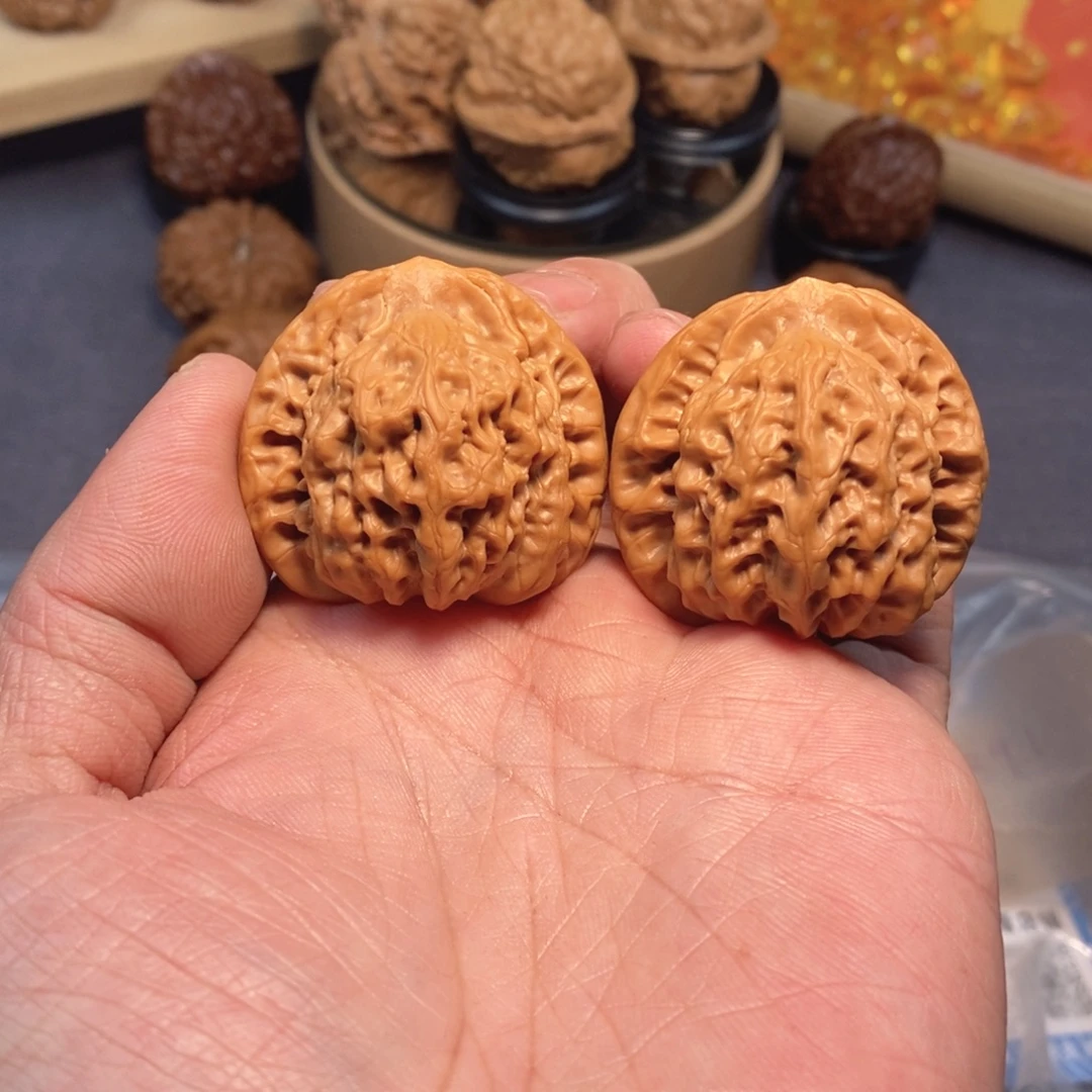 把件文玩核桃走色漂亮系列39尺挂月峰佛肚F391