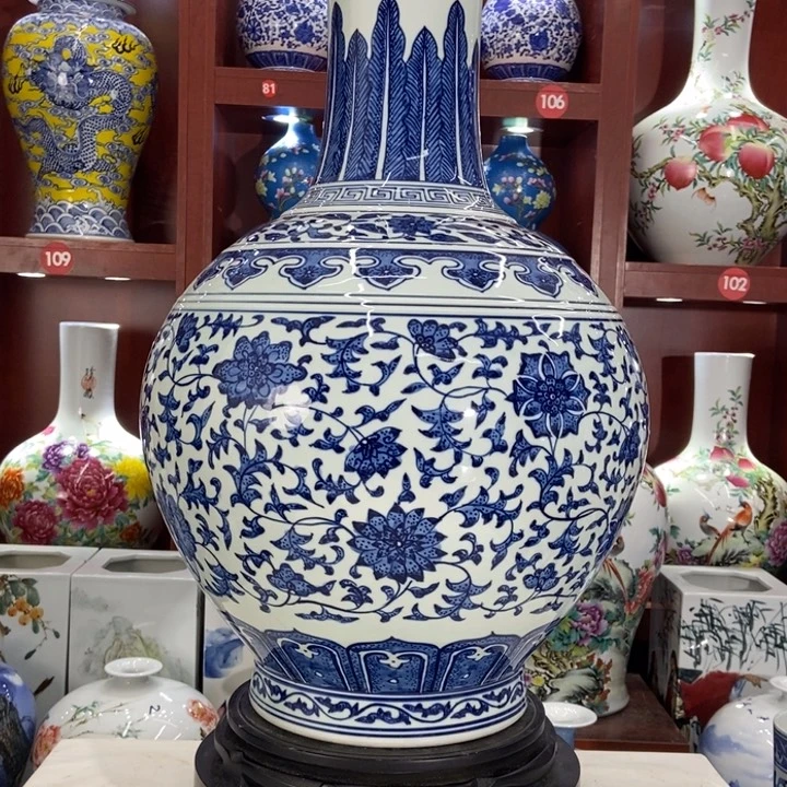景德镇陶瓷艺术品金*