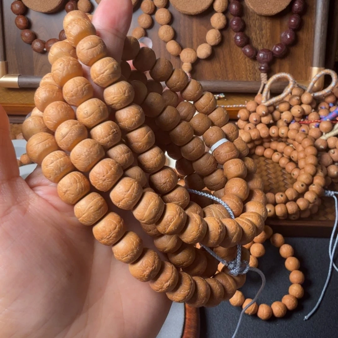 凤眼菩提把件精工藏切