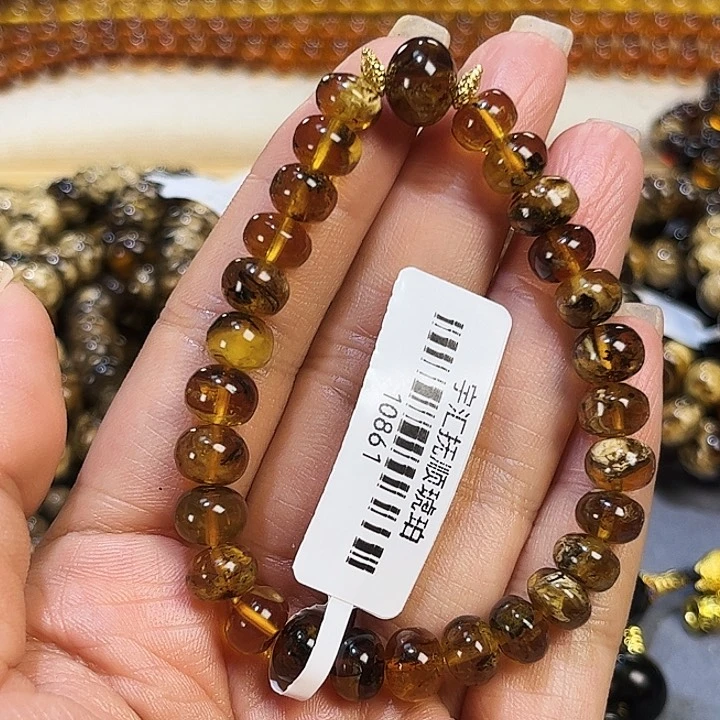 未镶嵌琥珀裸石抚顺琥珀八10861