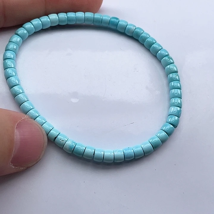 绿松石颈饰未镶嵌