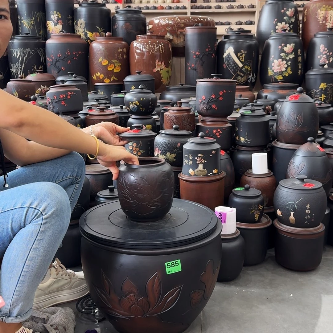 919瑕疵线雕小罐300克左右