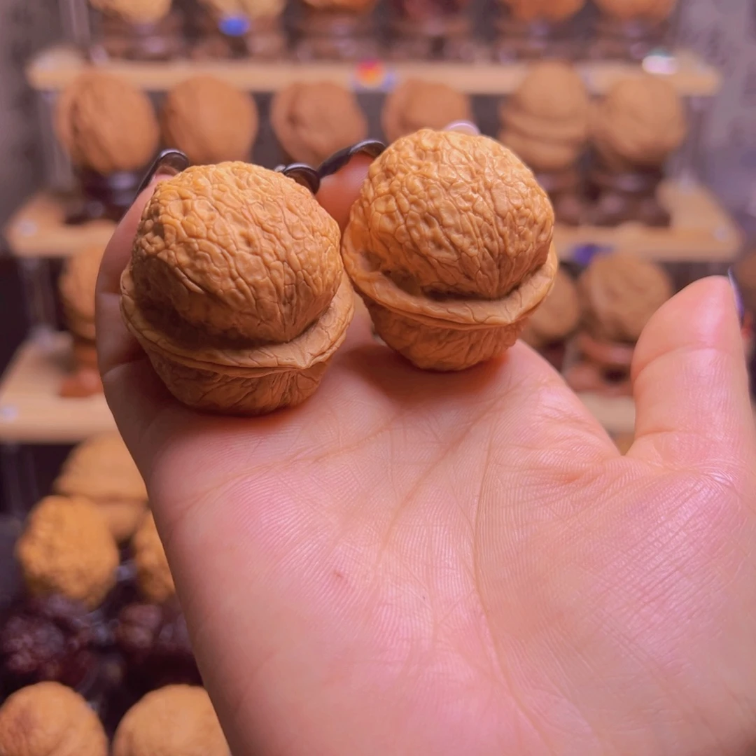 桃核把件狮子头H11、38……