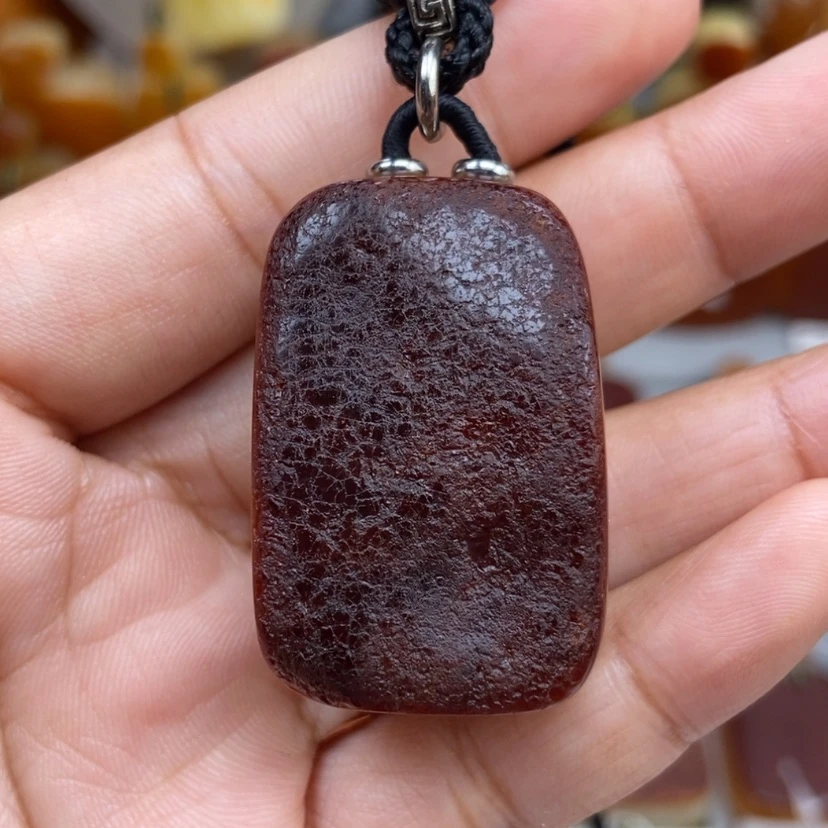 【闪购商品】琥珀颈饰未镶嵌