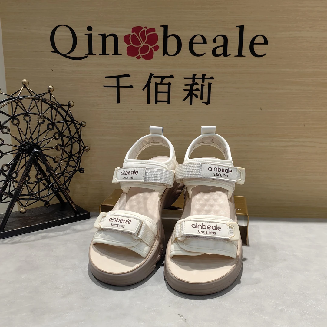 Qin&beale/千佰莉 1693 夏季学生运动凉鞋 软底轻便舒适