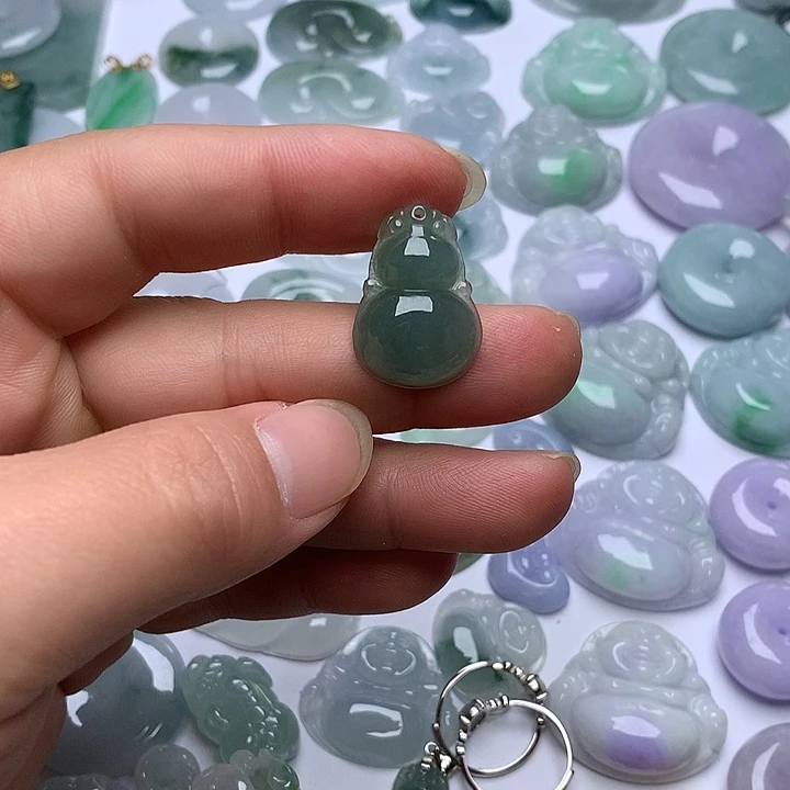 翡翠未镶嵌颈饰天然翡翠