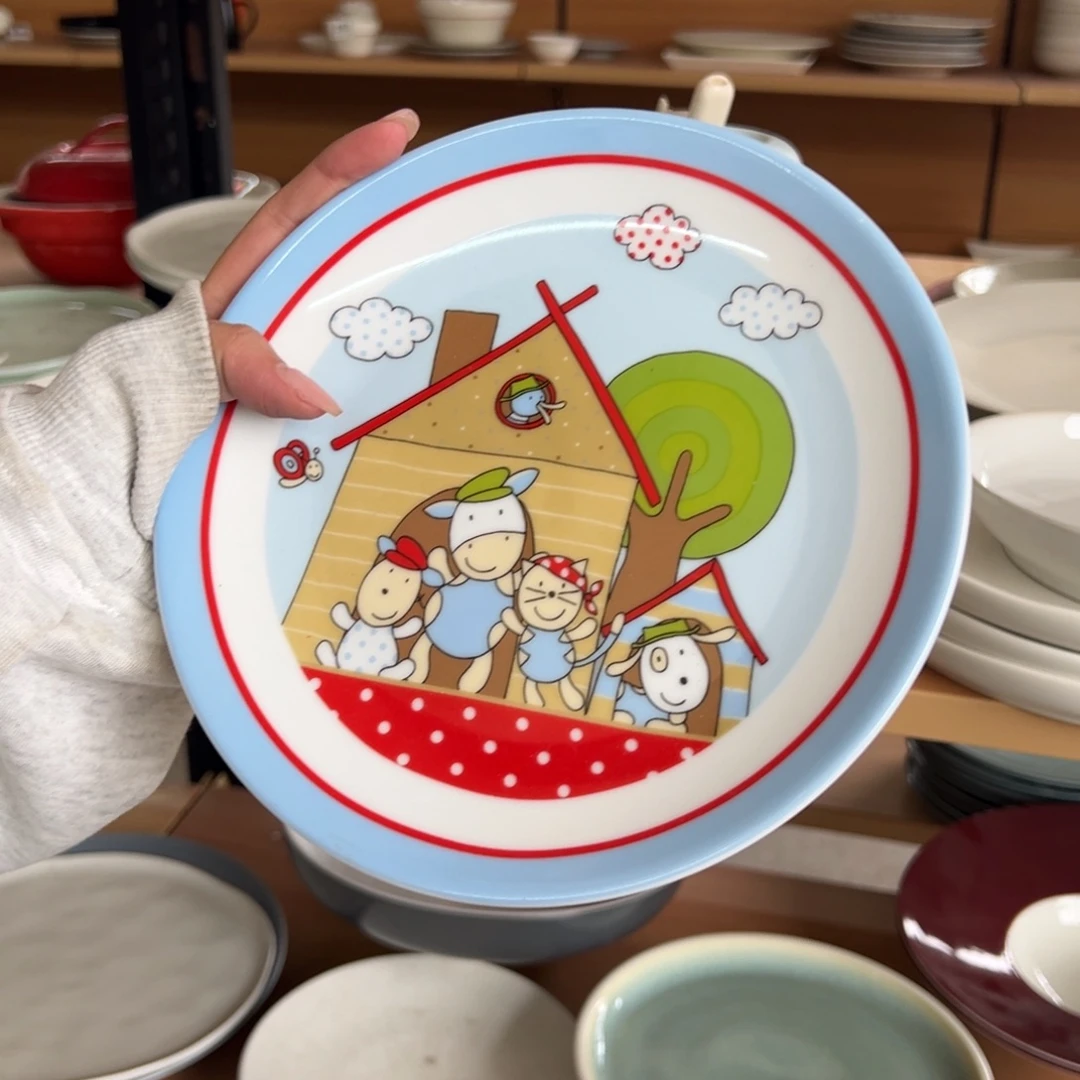 新骨瓷0110微瑕卡通风8寸平盘