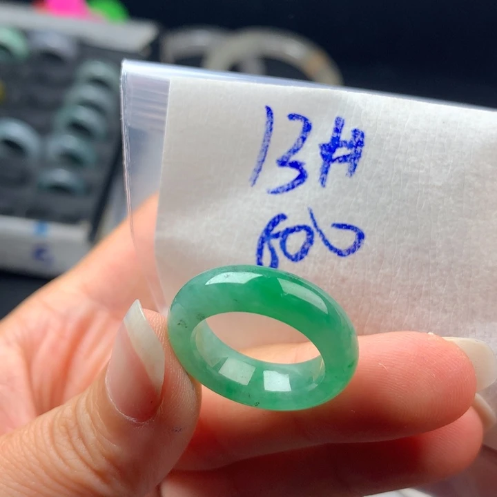 A****定制翡翠未镶嵌戒圈