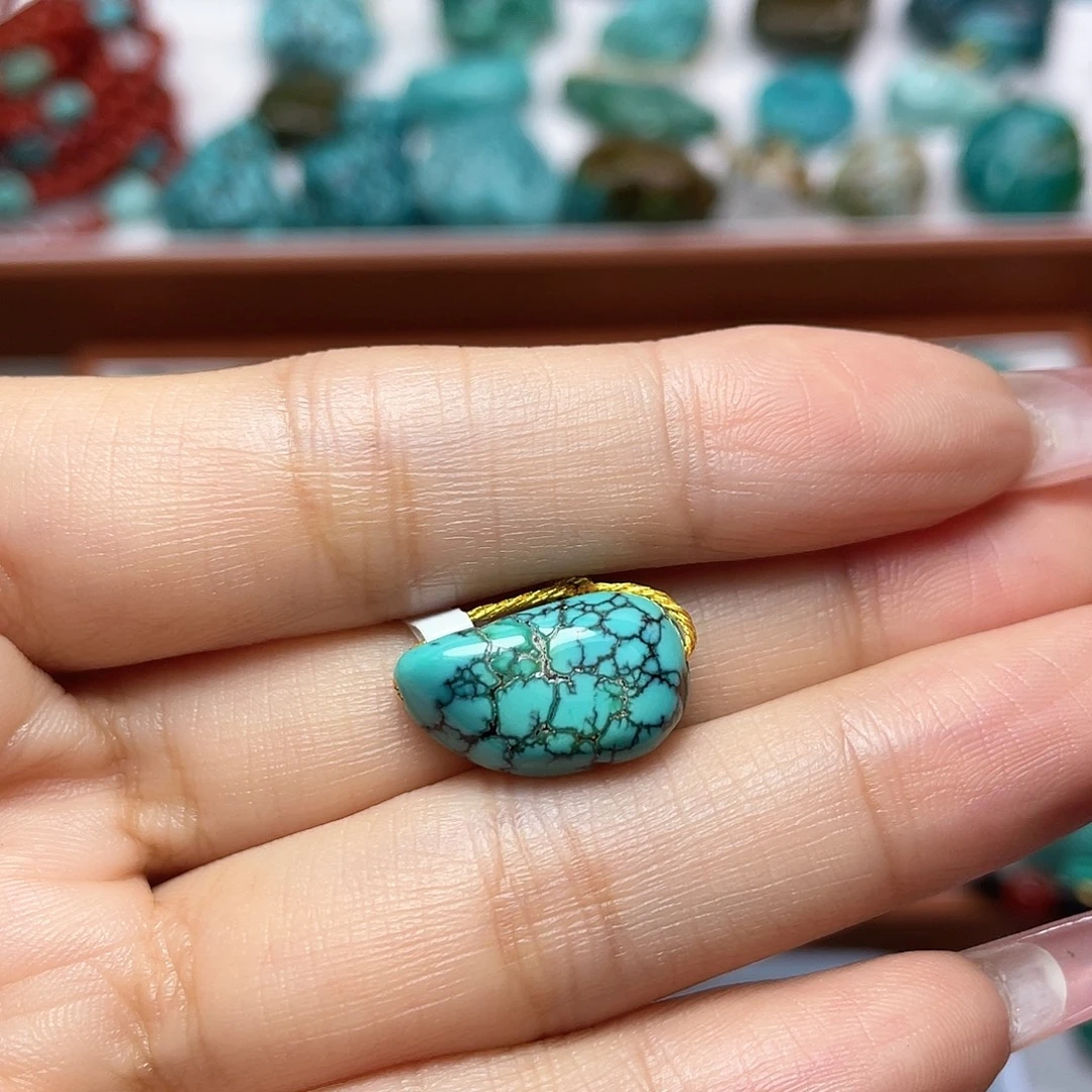 小***叶绿松石未镶嵌手镯