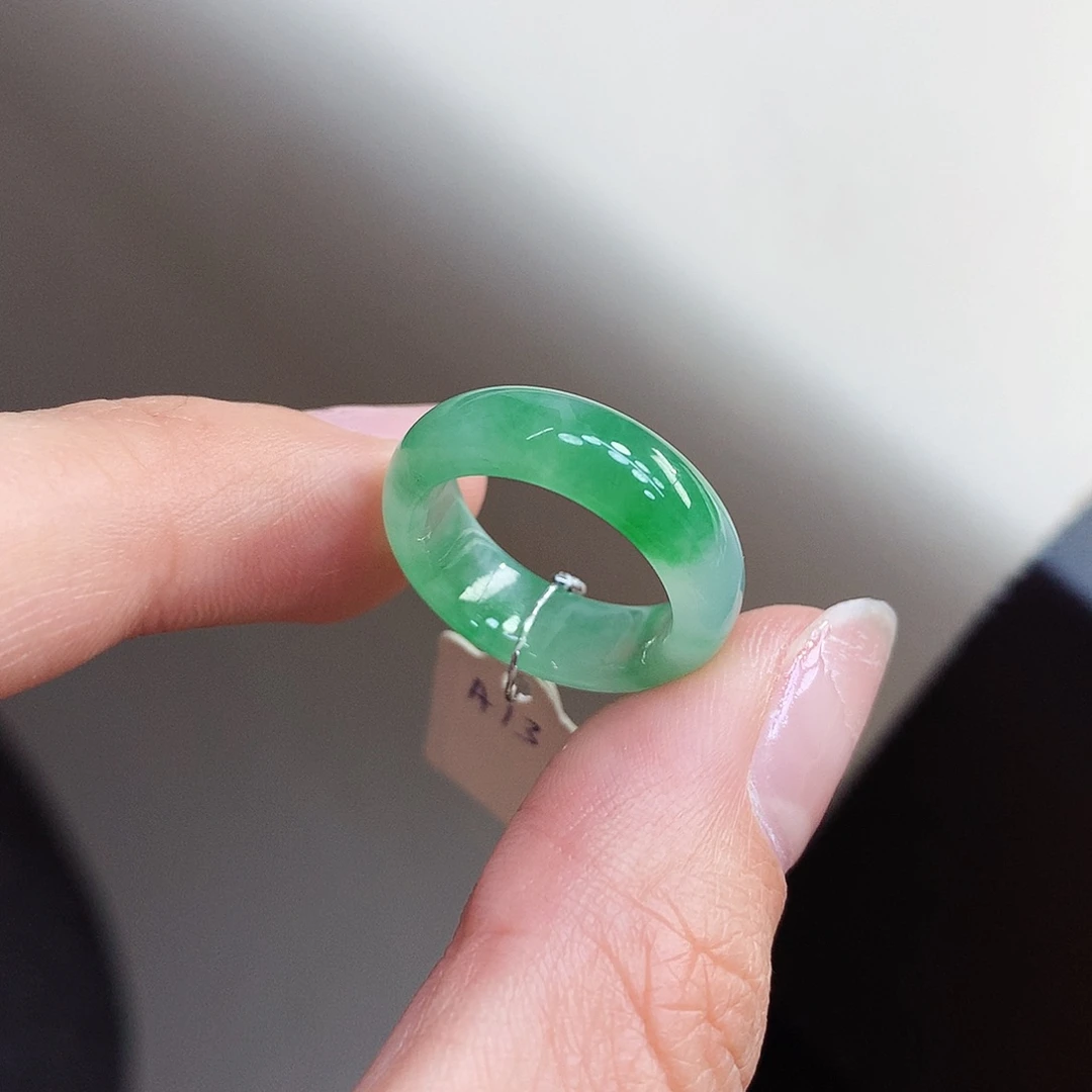 翡翠戒指未镶嵌8号