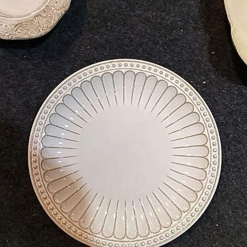 瓷片微瑕珠点八寸浅盘三个一组