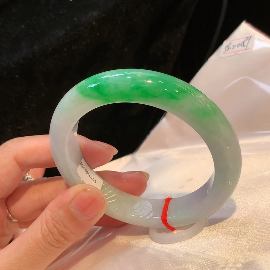【闪购商品】未镶嵌手镯翡翠小*汐圈口58