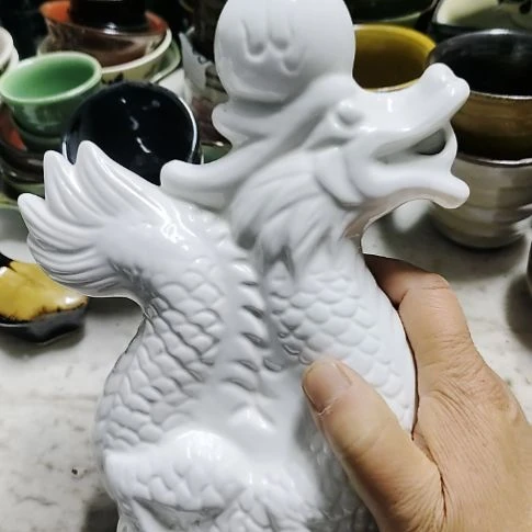 瓷片瓷器，各种摆件，瓷片，