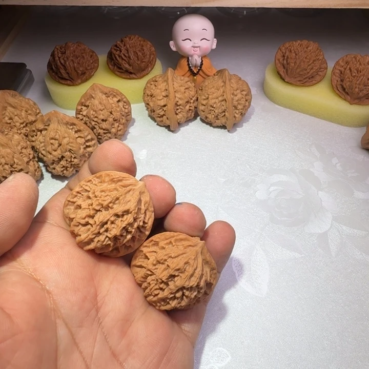 心***处吊坠文玩核桃老树盘龙纹