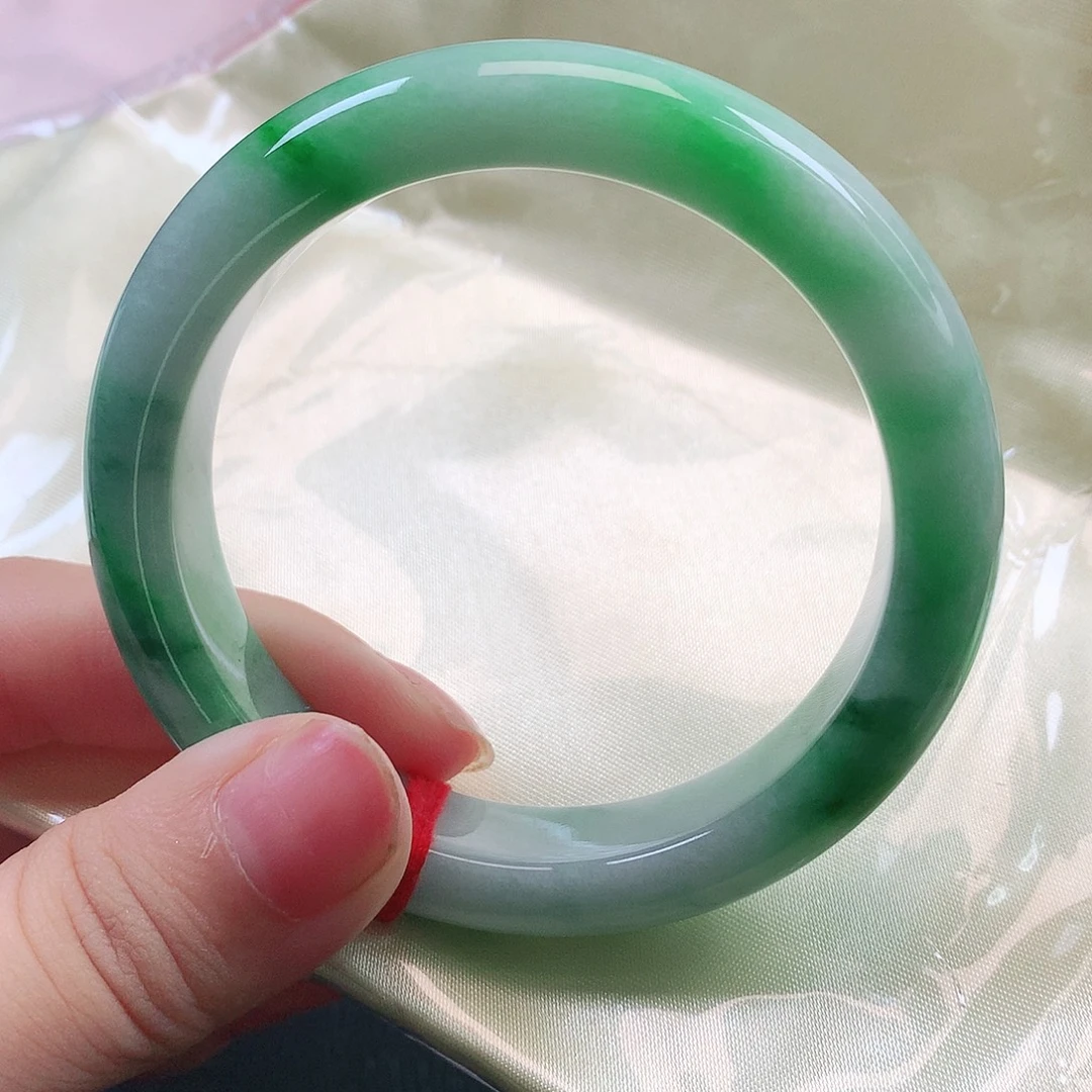 翡翠未镶嵌手镯1710