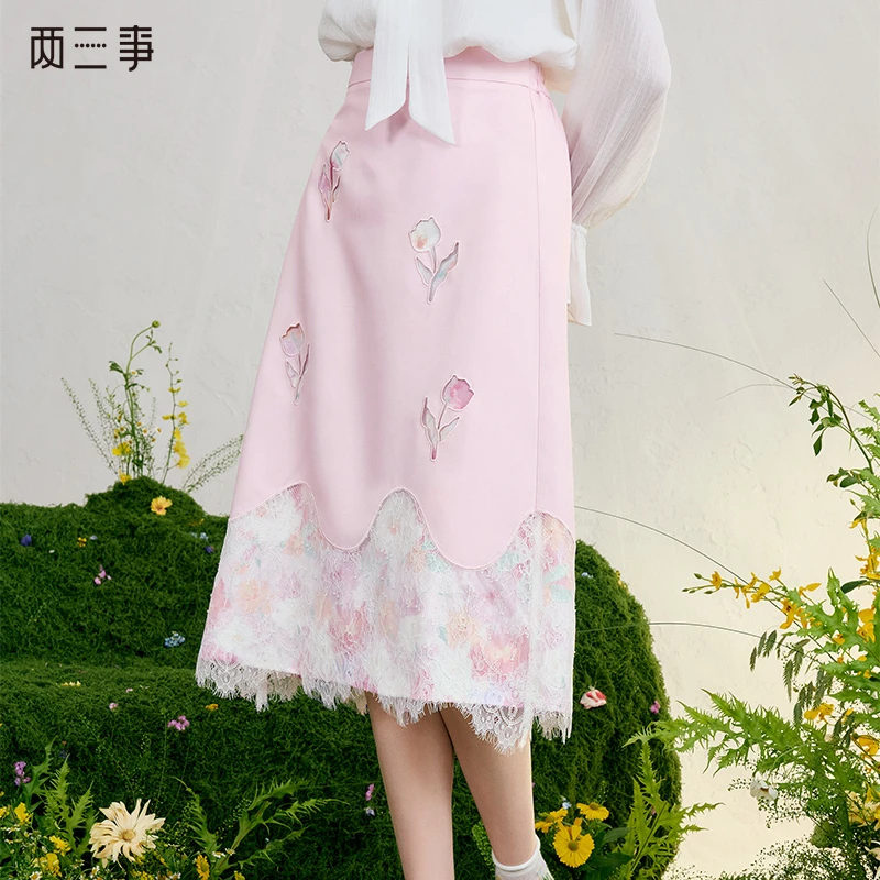 两三事 郁见粉黛 甜美镂空郁金香印花蕾丝半身裙S25CKB290