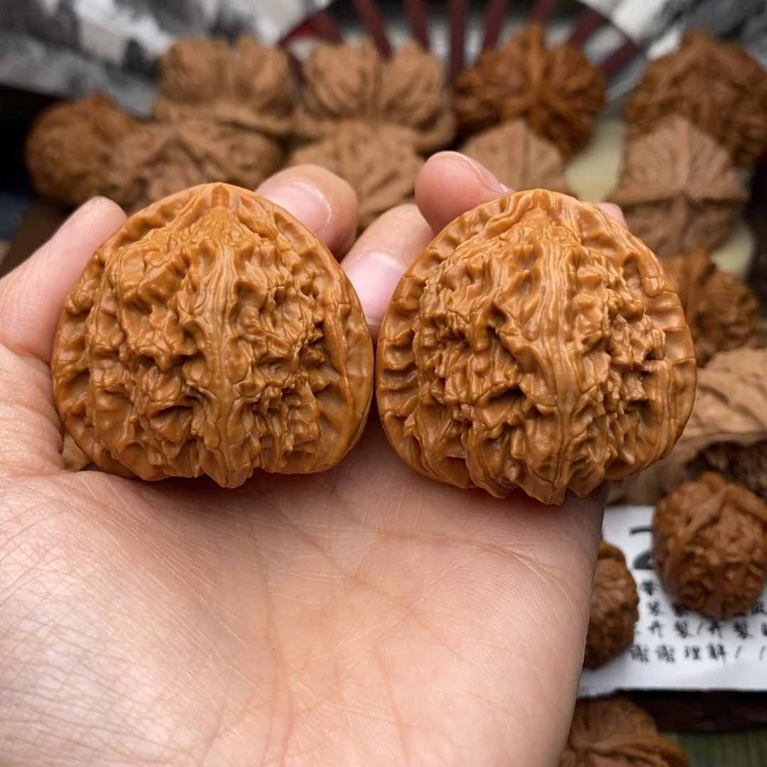 文玩核桃把件379号42三角