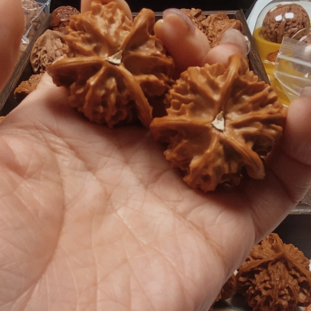 吊坠文玩核桃盘山