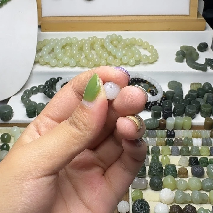 鱼***啊和田玉未镶嵌珠宝半成品
