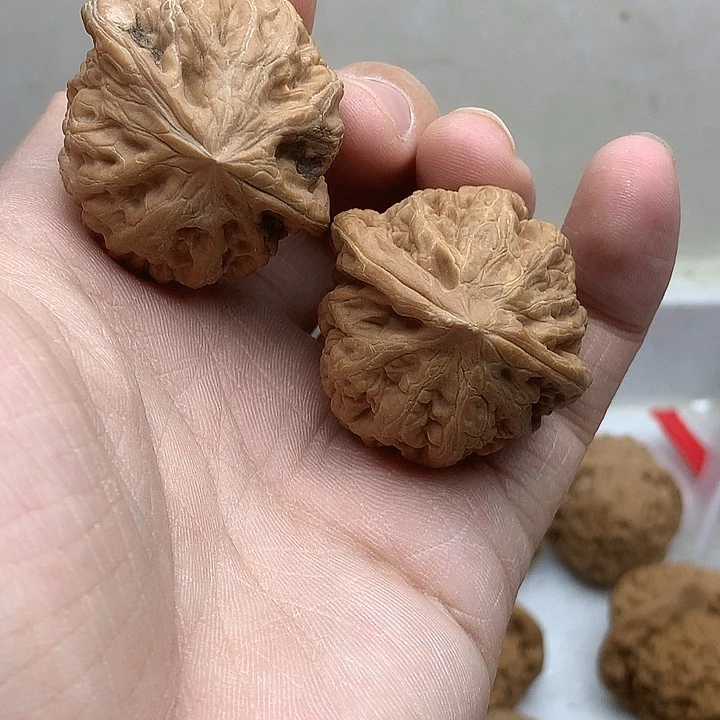 吊坠文玩核桃38 凤凰台 有黄