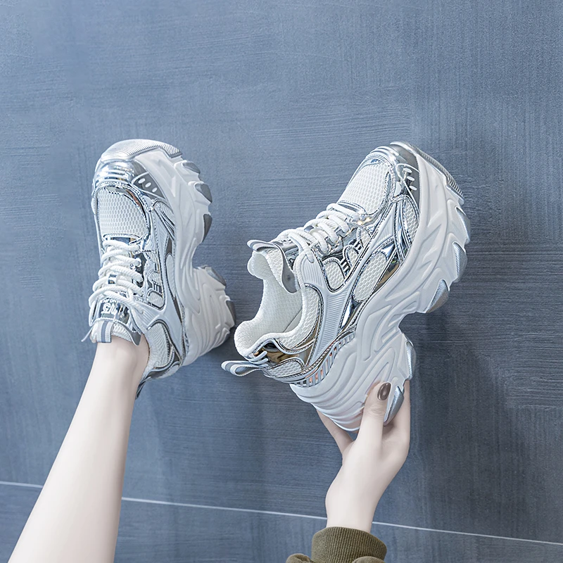 增高10cm老爹鞋女2025秋冬舒适百搭松糕鞋厚底运动休闲鞋5689-19