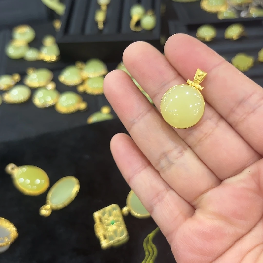 和田玉和田玉拍一发一多样性发货未镶嵌淑*