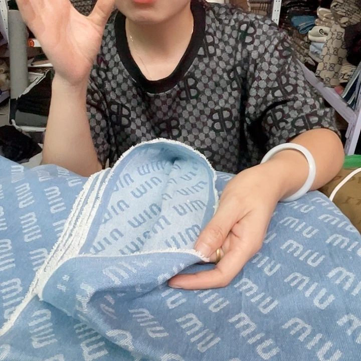 谬谬浅蓝软牛仔一米379