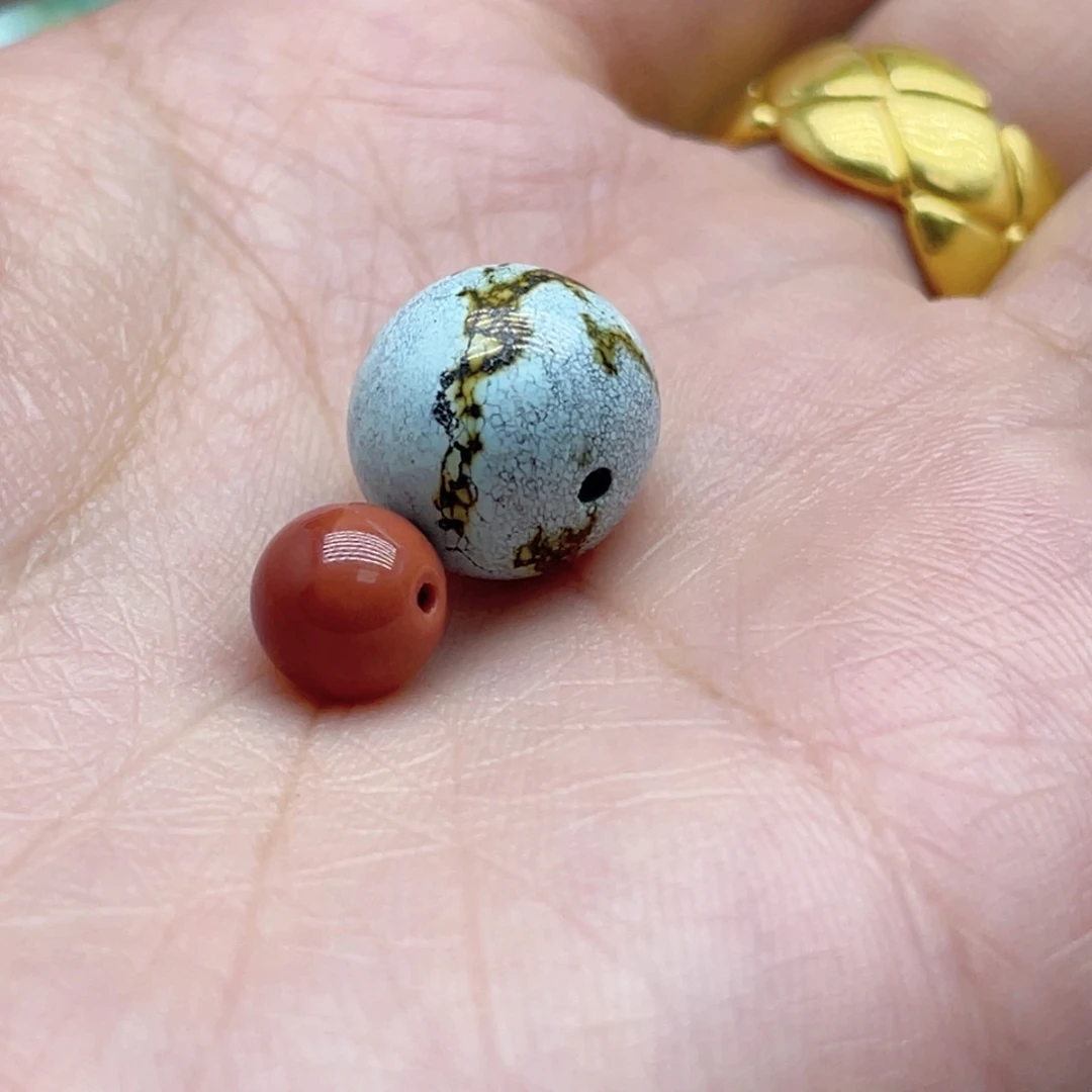 南红玛瑙未镶嵌珠宝奇石